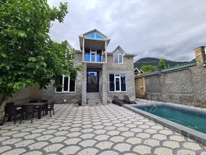 5 otaqlı həyət evi/bağ evi - Qəbələ - 230 m² (3)