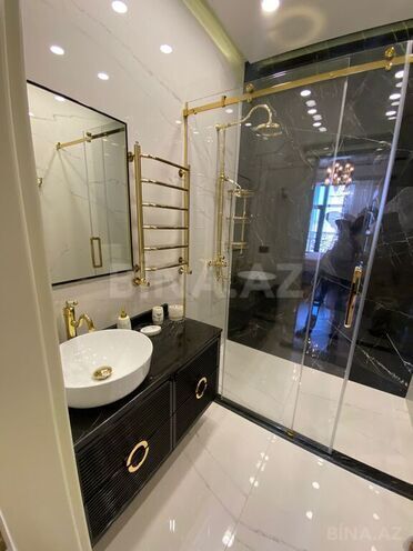 İcarəyə verilir 3 otaqlı yeni tikili 175 m², 28 May m., photo 29 from 31
