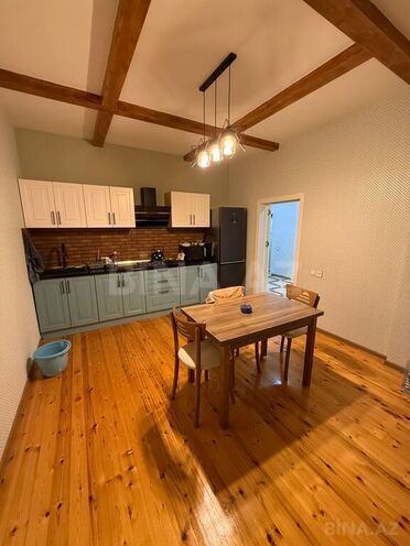 3 otaqlı həyət evi/bağ evi - Şüvəlan q. - 154 m² (7)