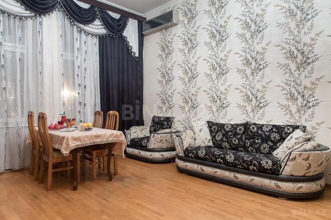 3-комн. вторичка - м. Шах Исмаил Хатаи - 81 м² (1)