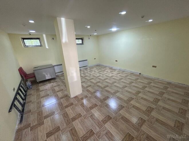 Obyekt - İnşaatçılar m. - 70 m² (2)