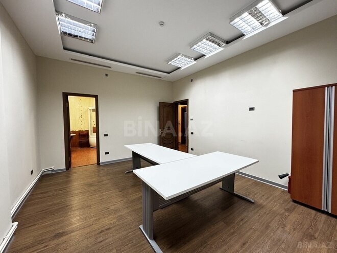 9-комн. офис - м. 28 мая - 300 м² (16)