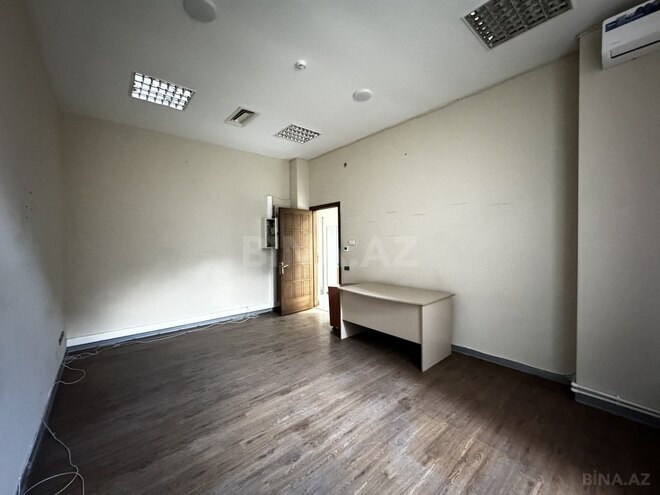 9-комн. офис - м. 28 мая - 300 м² (4)