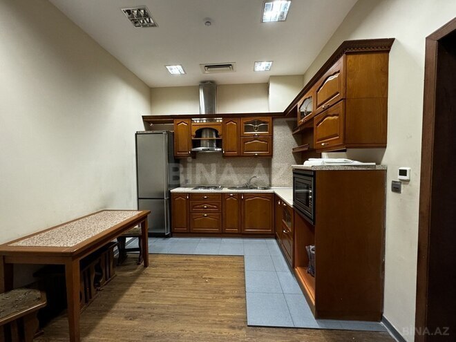 9-комн. офис - м. 28 мая - 300 м² (13)