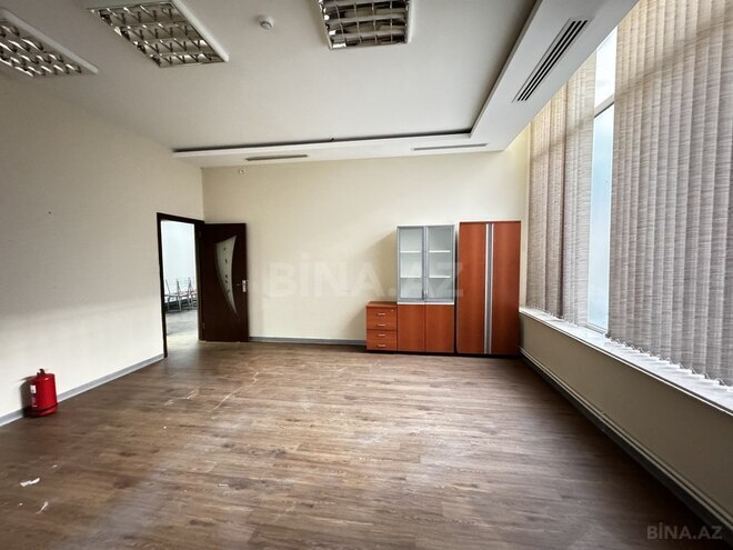 9-комн. офис - м. 28 мая - 300 м² (21)