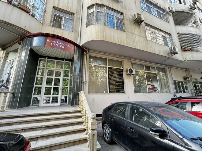9-комн. офис - м. 28 мая - 300 м² (25)
