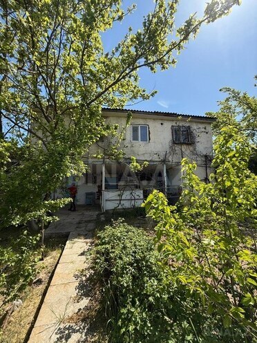 4 otaqlı həyət evi/bağ evi - Novxanı q. - 1500 m² (1)
