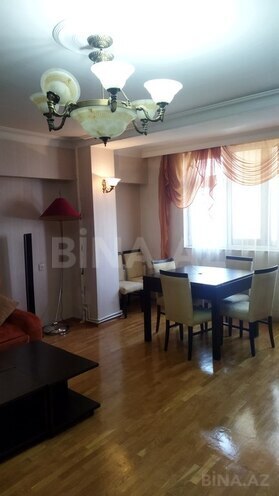 3-комн. вторичка - м. 28 мая - 98 м² (12)