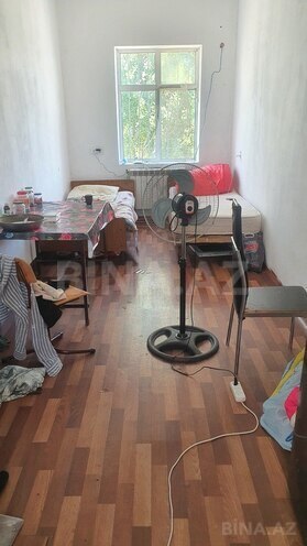 1 otaqlı köhnə tikili - İnşaatçılar m. - 15 m² (1)