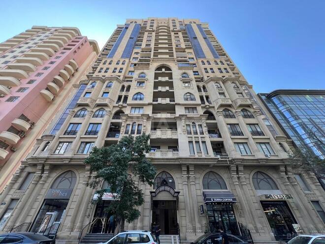 5-комн. новостройка - м. 28 мая - 205 м² (1)