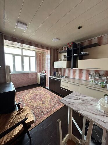 4 otaqlı köhnə tikili - Yeni Günəşli q. - 105 m² (1)