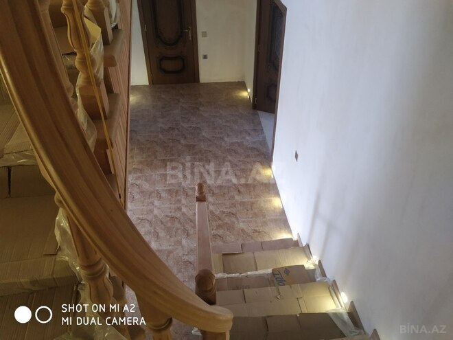 7 otaqlı həyət evi/bağ evi - Novxanı q. - 330 m² (9)