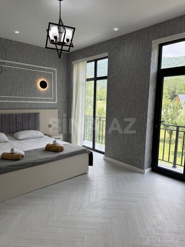 5 otaqlı həyət evi/bağ evi - Qəbələ - 200 m² (12)