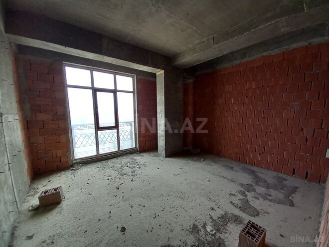 3-комн. новостройка - м. Автовокзал - 129 м² (12)