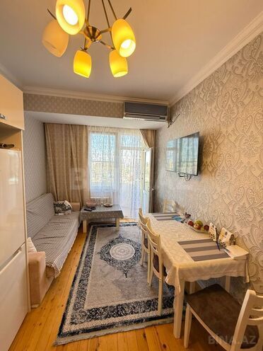 1 otaqlı yeni tikili - İnşaatçılar m. - 58 m² (1)