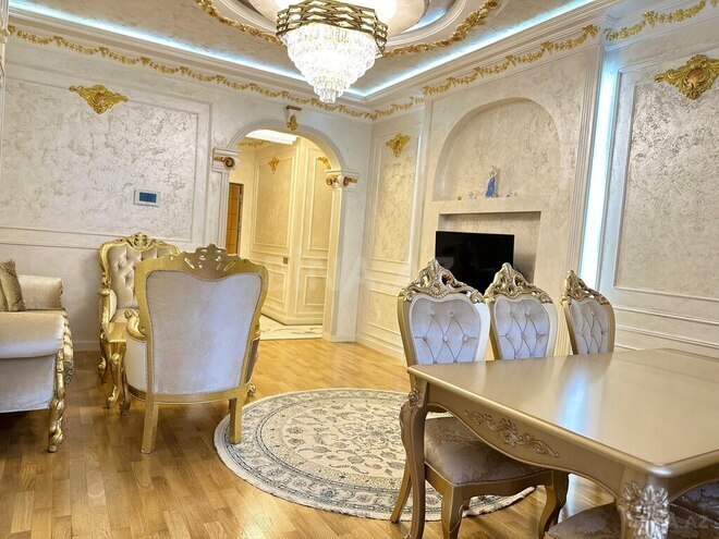 3 otaqlı yeni tikili - 8 Noyabr m. - 70 m² (6)