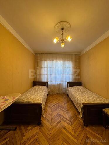 4 otaqlı köhnə tikili - Bakıxanov q. - 100 m² (14)
