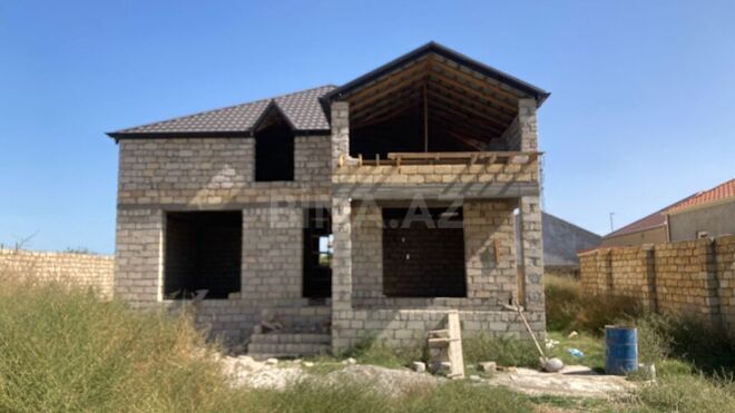 4 otaqlı həyət evi/bağ evi - Pirşağı q. - 200 m² (1)