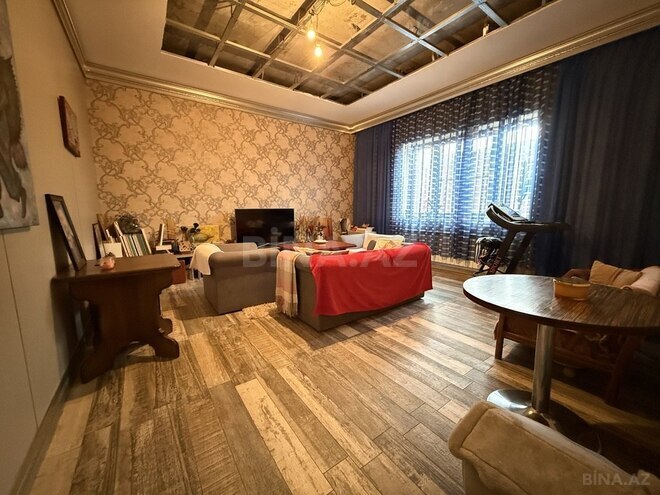 6 otaqlı həyət evi/bağ evi - Badamdar q. - 250 m² (2)