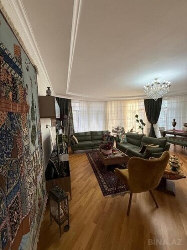 3 otaqlı yeni tikili - Şah İsmayıl Xətai m. - 158 m² (1)