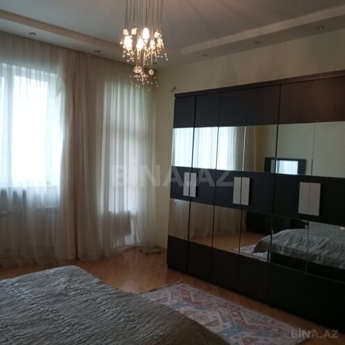 3-комн. новостройка - м. 8 ноября - 140 м² (11)