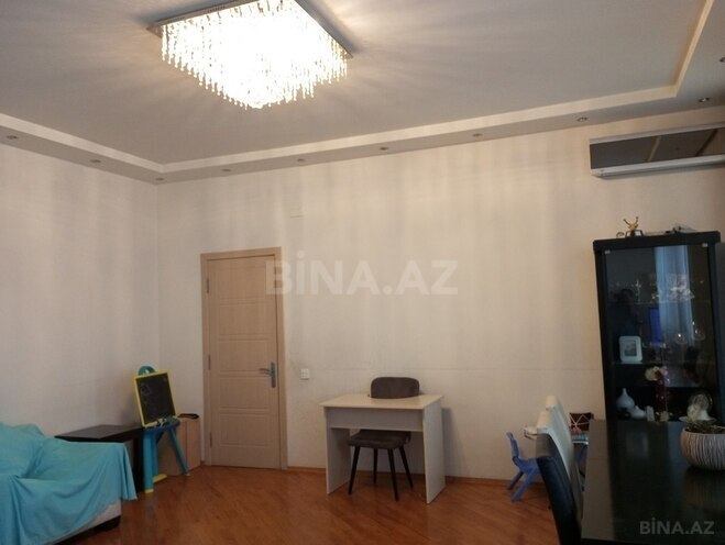 3-комн. новостройка - м. 8 ноября - 140 м² (25)