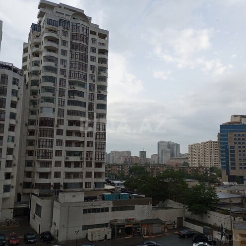 3-комн. новостройка - м. 8 ноября - 140 м² (28)