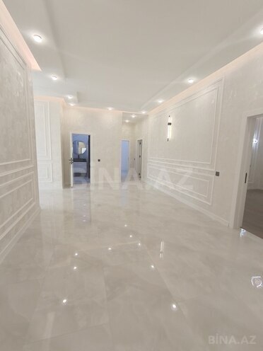 4 otaqlı həyət evi/bağ evi - Şüvəlan q. - 200 m² (27)