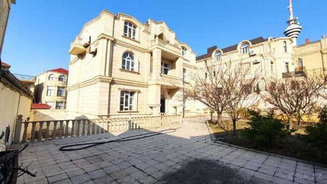 8-комн. дом/дача - пос. Бадамдар - 250 м² (1)