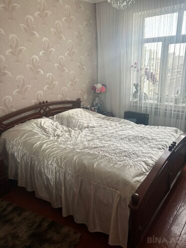 3 otaqlı köhnə tikili - Bakıxanov q. - 80 m² (8)
