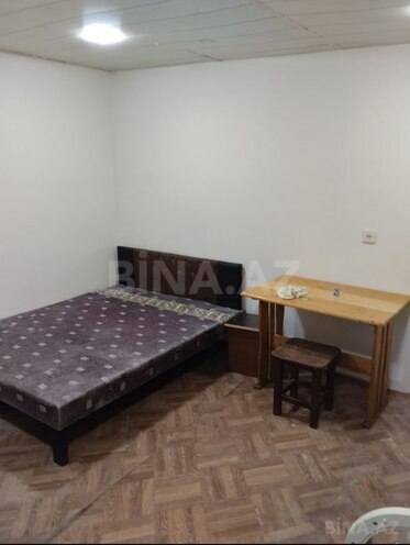 1 otaqlı həyət evi/bağ evi - 28 May m. - 14 m² (17)