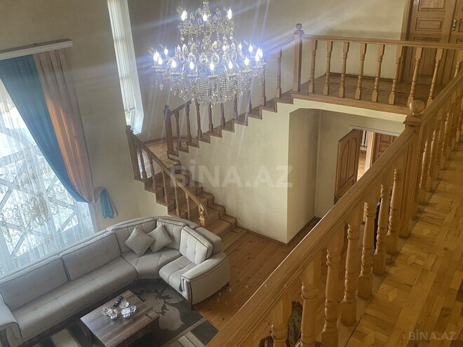 7 otaqlı həyət evi/bağ evi - Bülbülə q. - 250 m² (18)