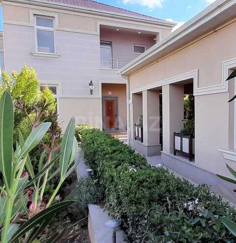 6 otaqlı həyət evi/bağ evi - Şüvəlan q. - 300 m² (11)