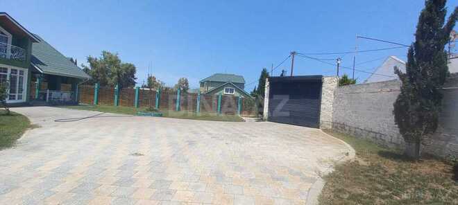 4 otaqlı həyət evi/bağ evi - Şüvəlan q. - 200 m² (20)