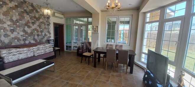 4 otaqlı həyət evi/bağ evi - Şüvəlan q. - 200 m² (21)