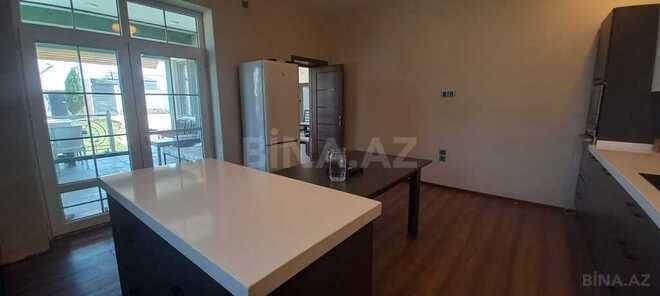 4 otaqlı həyət evi/bağ evi - Şüvəlan q. - 200 m² (18)