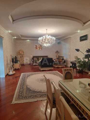 8-комн. дом/дача - пос. Бадамдар - 600 м² (7)