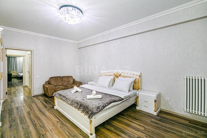 3-комн. новостройка - м. Шах Исмаил Хатаи - 175 м² (25)