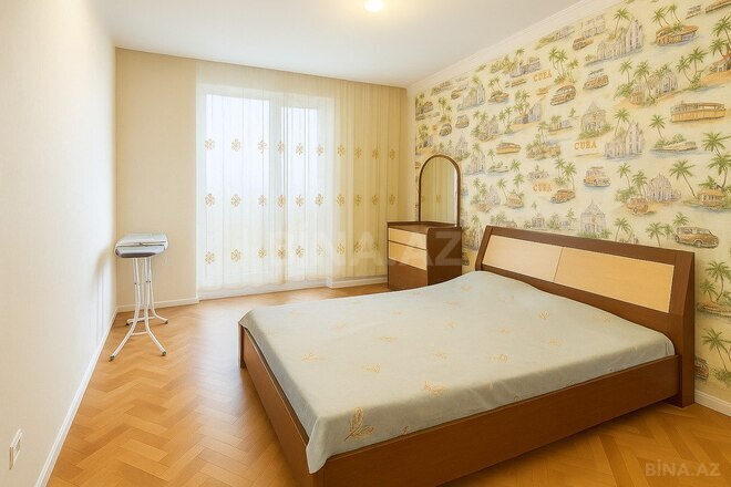 3 otaqlı yeni tikili - 8 Noyabr m. - 100 m² (1)