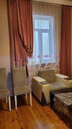 7 otaqlı həyət evi/bağ evi - Qaraçuxur q. - 200 m² (8)