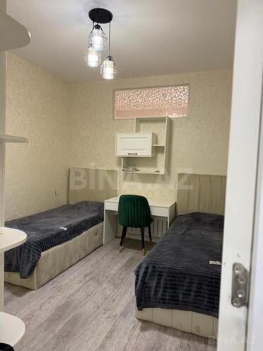 3-комн. новостройка - м. 28 мая - 95 м² (12)