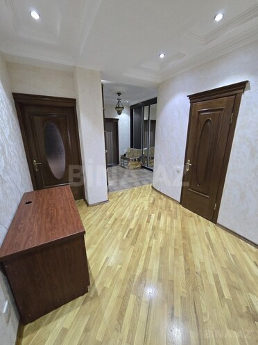 3 otaqlı yeni tikili - Elmlər Akademiyası m. - 140 m² (17)