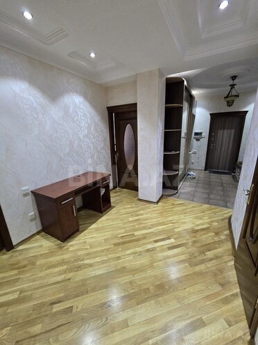 3 otaqlı yeni tikili - Elmlər Akademiyası m. - 140 m² (14)