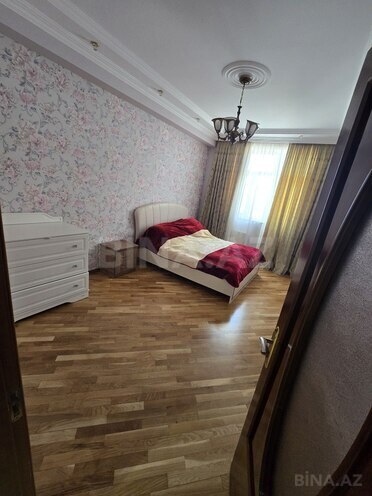 3 otaqlı yeni tikili - Elmlər Akademiyası m. - 140 m² (10)