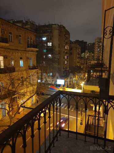 4 otaqlı köhnə tikili - İçəri Şəhər m. - 190 m² (23)
