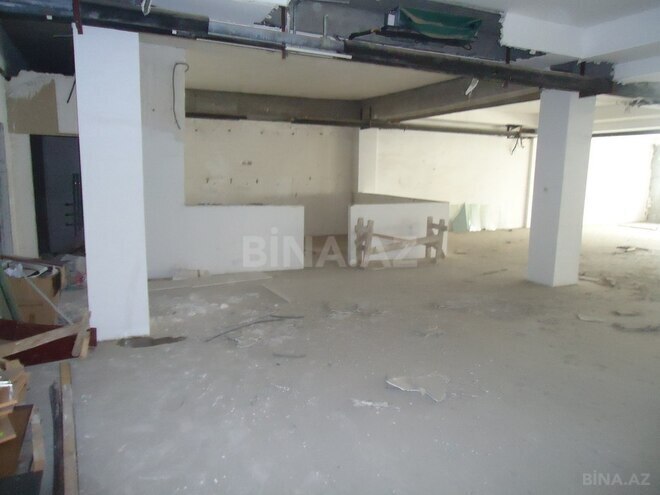 Obyekt - Ağ şəhər q. - 250 m² (4)