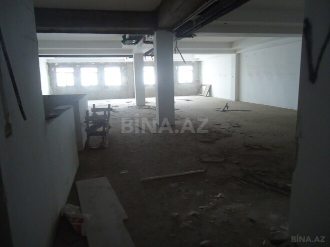 Obyekt - Ağ şəhər q. - 250 m² (2)