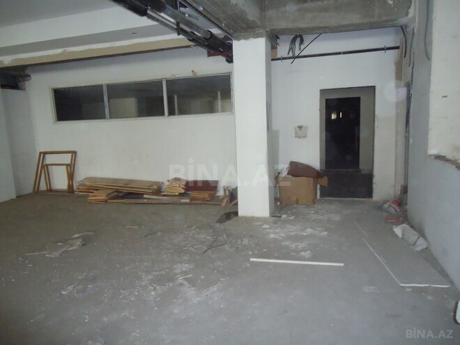 Obyekt - Ağ şəhər q. - 250 m² (14)
