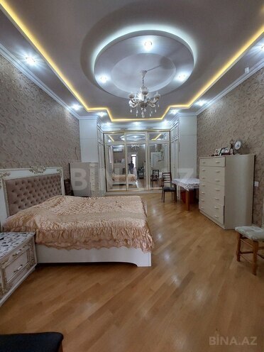 6 otaqlı həyət evi/bağ evi - Bakıxanov q. - 400 m² (19)