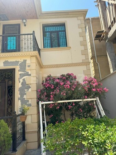 5 otaqlı həyət evi/bağ evi - Badamdar q. - 230 m² (1)